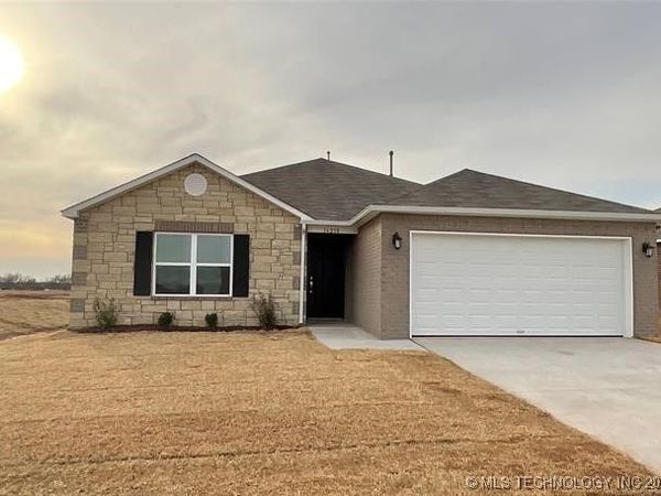 16210 S 88th East Avenue , Bixby, OK 74008