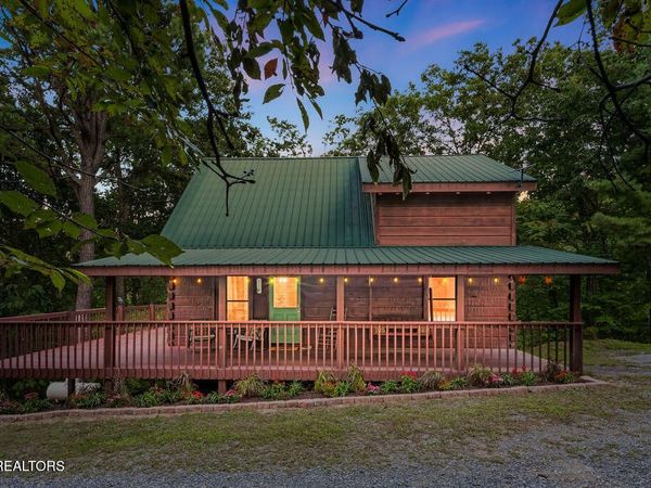 4224 Chamberlain Lane, Sevierville, TN 37862
