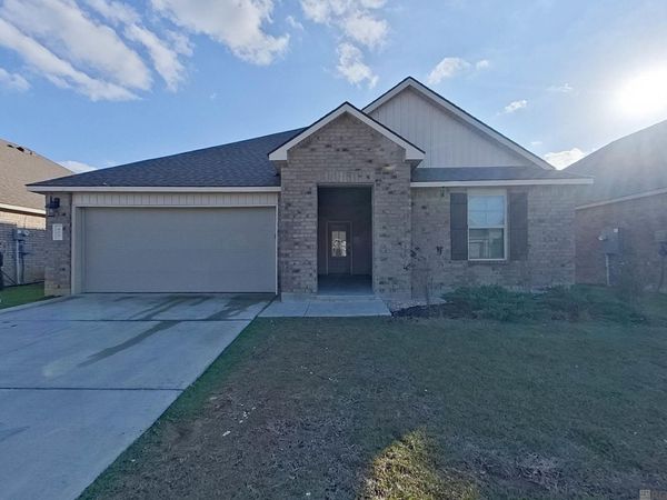 418 Mango Dr, Lafayette, LA 70507