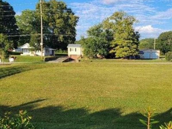 1713 Thrasher Pike, Hixson, TN 37343