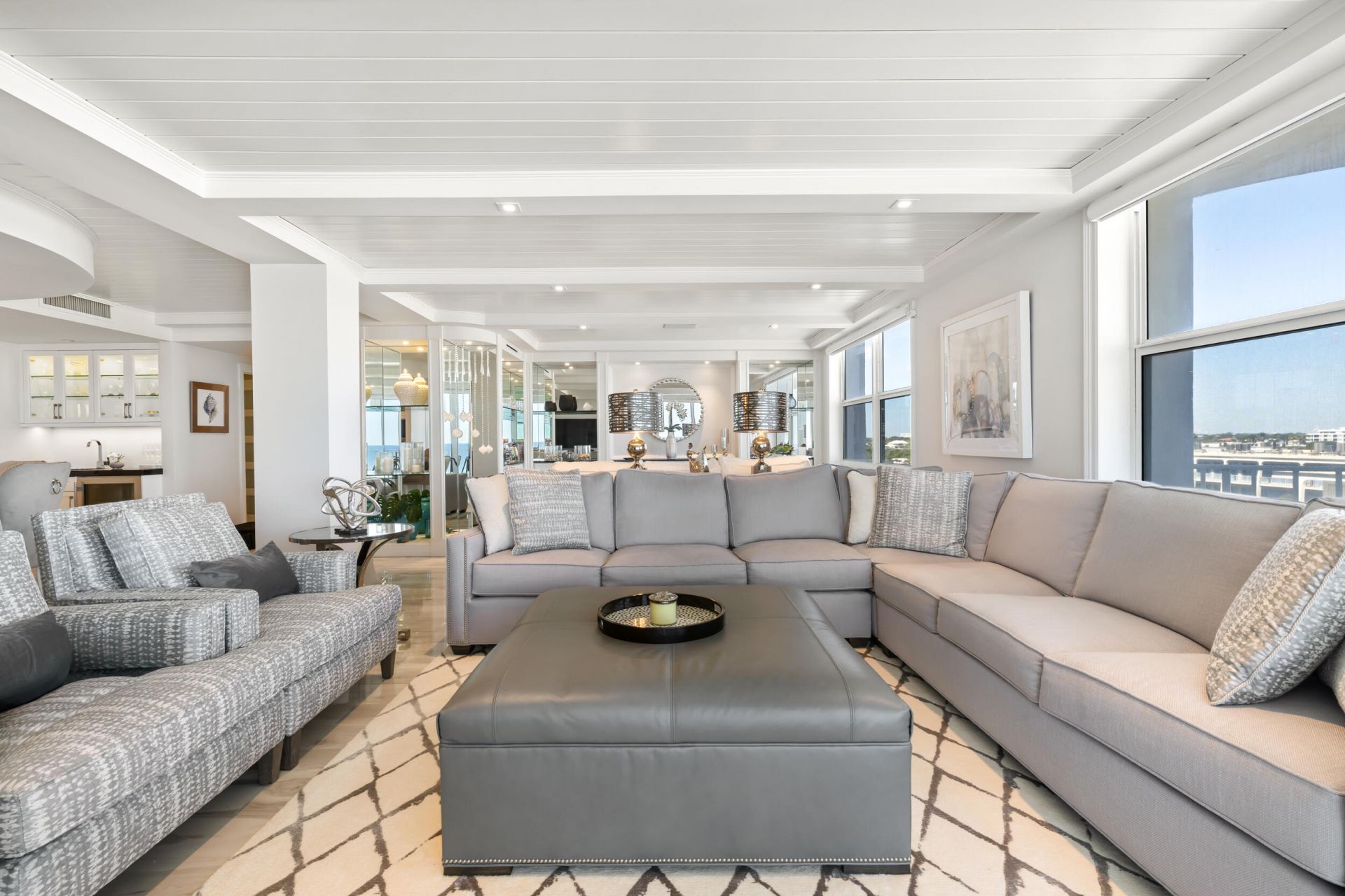 2295 S Ocean Boulevard, Unit 625, Palm Beach, FL 33480 Photo