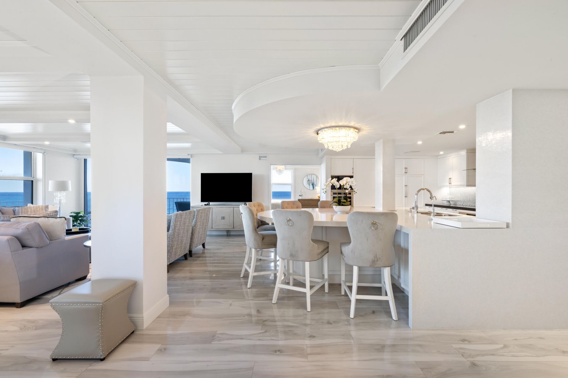 2295 S Ocean Boulevard, Unit 625, Palm Beach, FL 33480 Photo