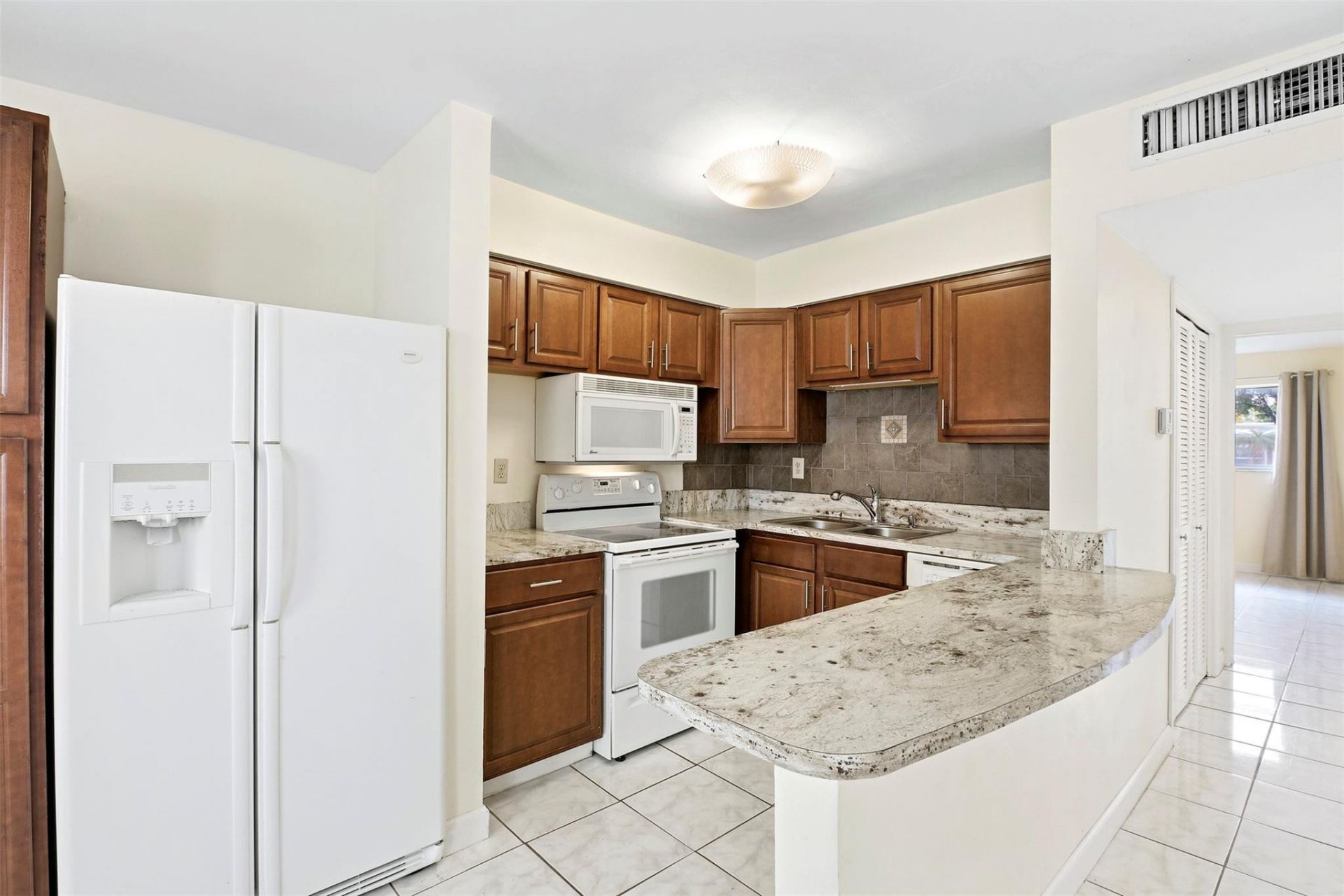 4051 NE 13th Avenue, Unit 62, Fort Lauderdale, FL 33334 Photo