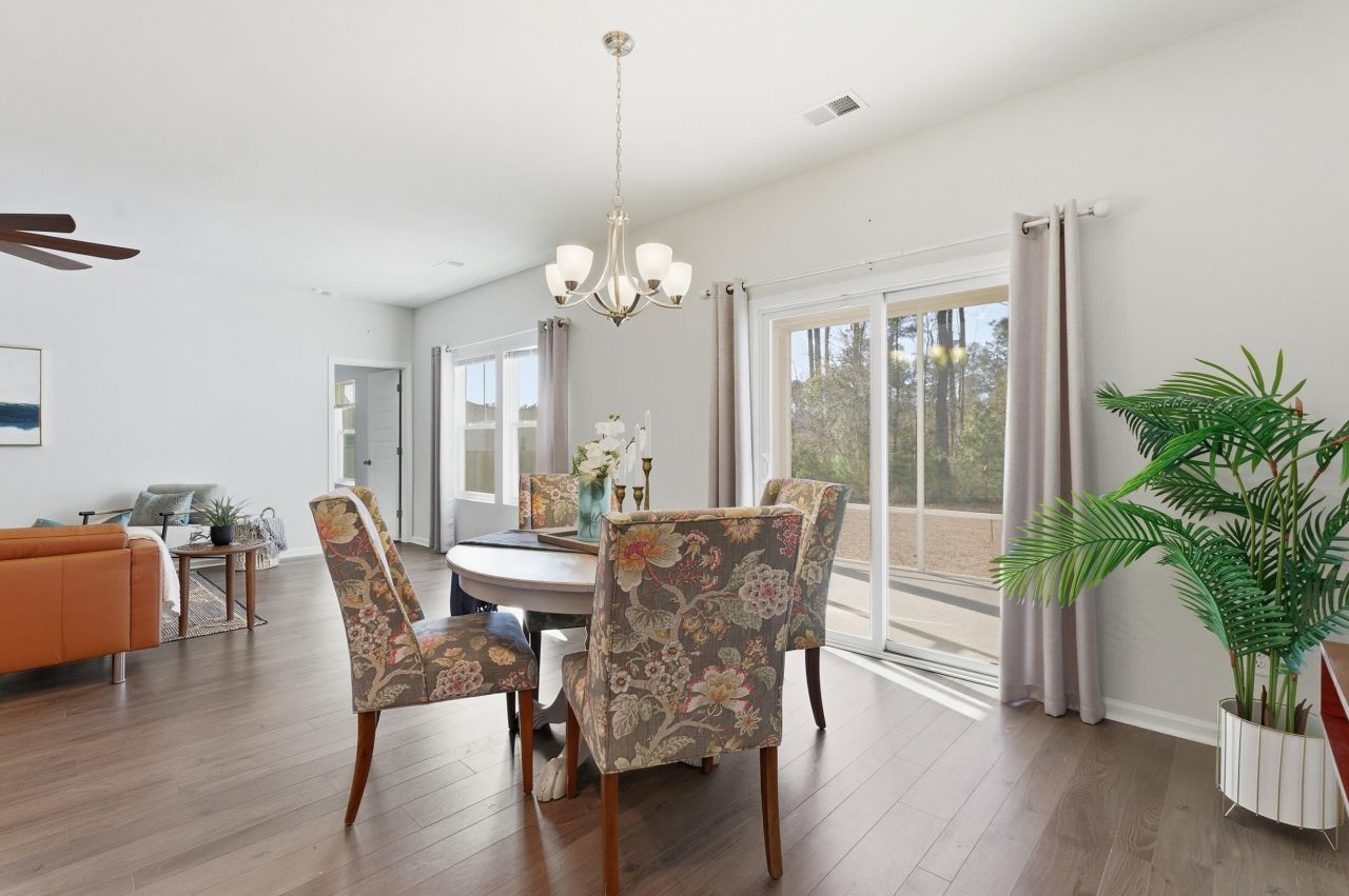 285 Firewheel Court Photo 10