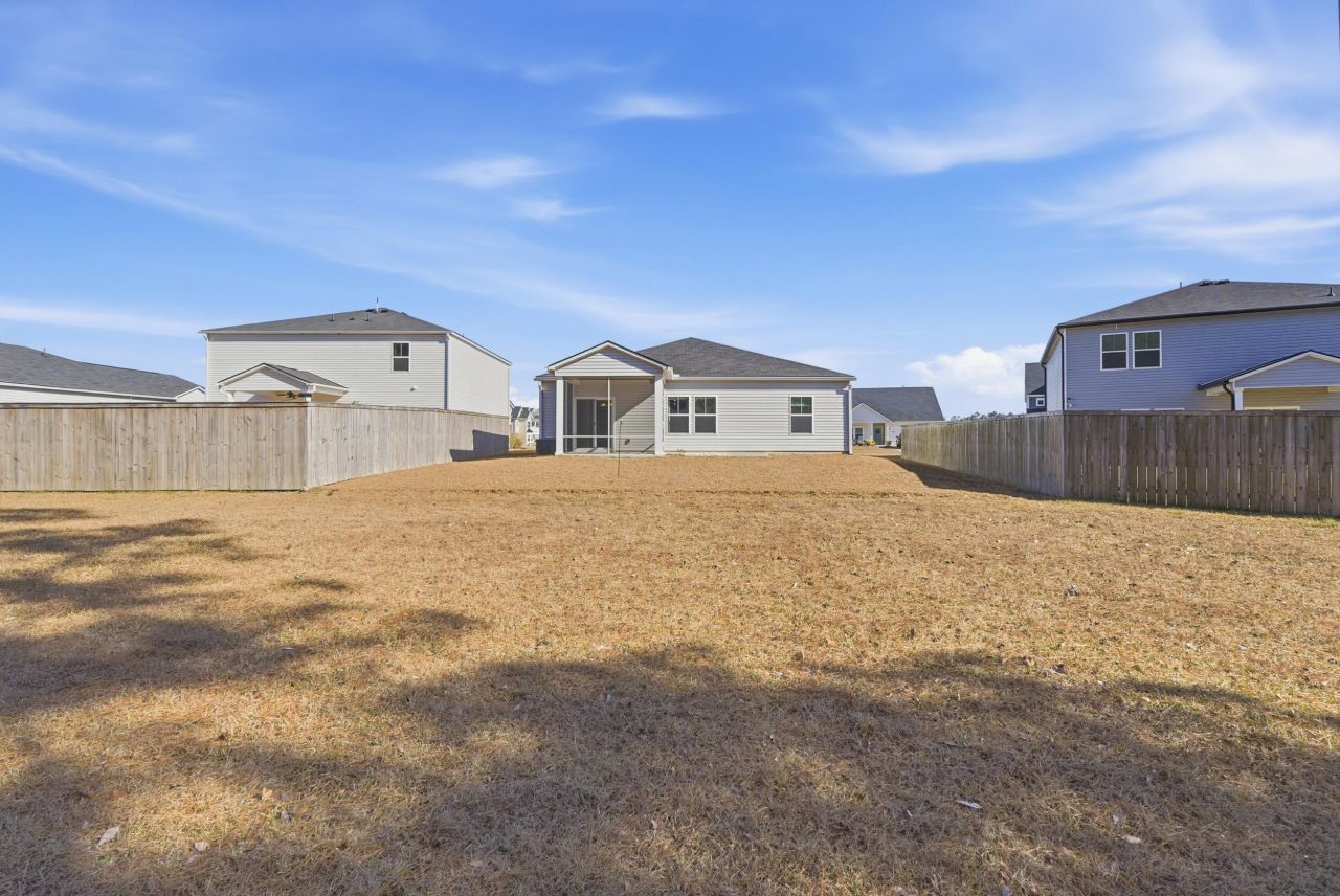 285 Firewheel Court Photo 22