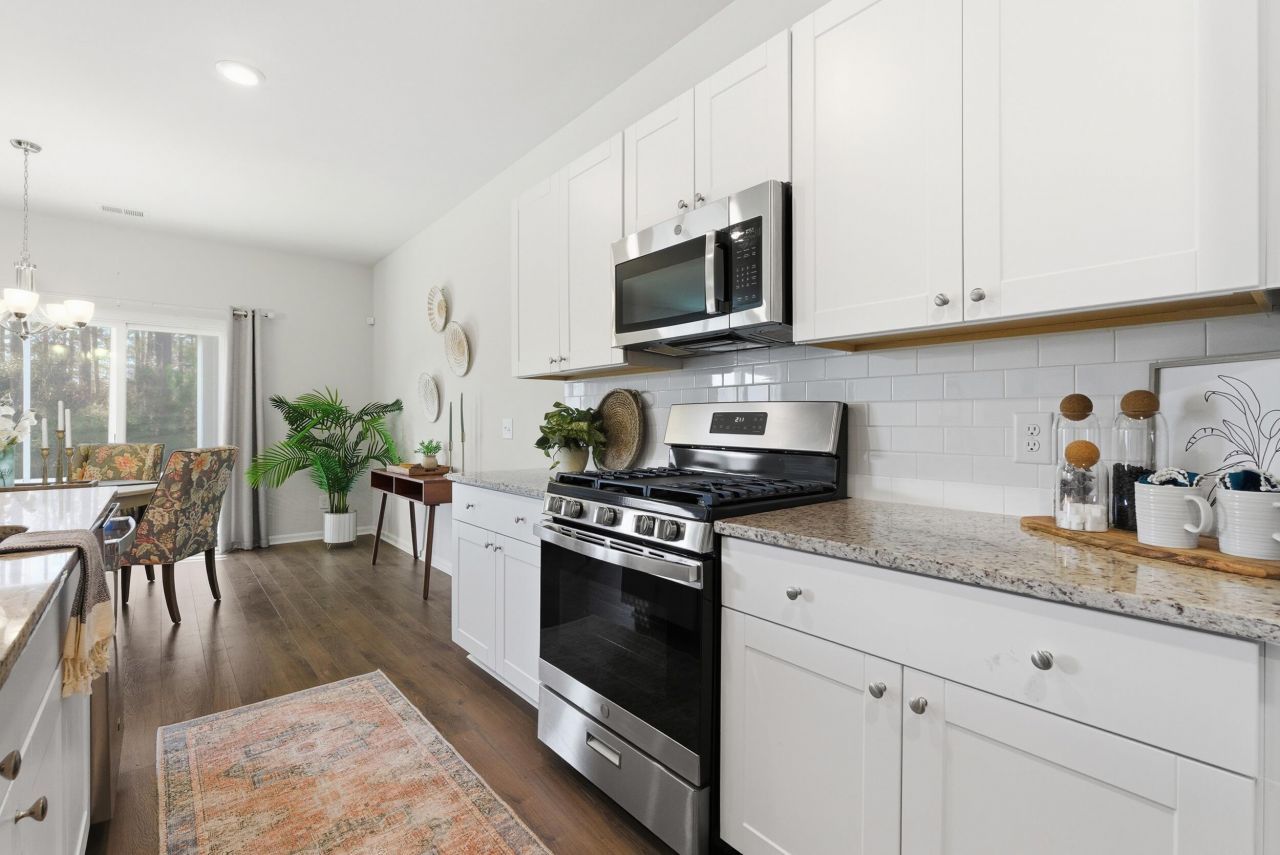 285 Firewheel Court Photo 6