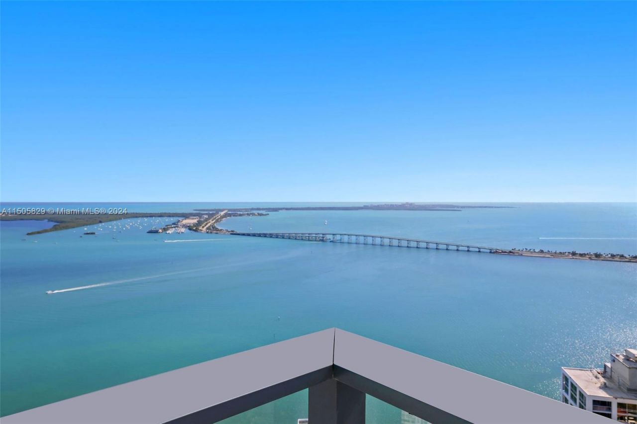 1451 Brickell Ave , Unit 4902, Miami, FL 33131 Photo