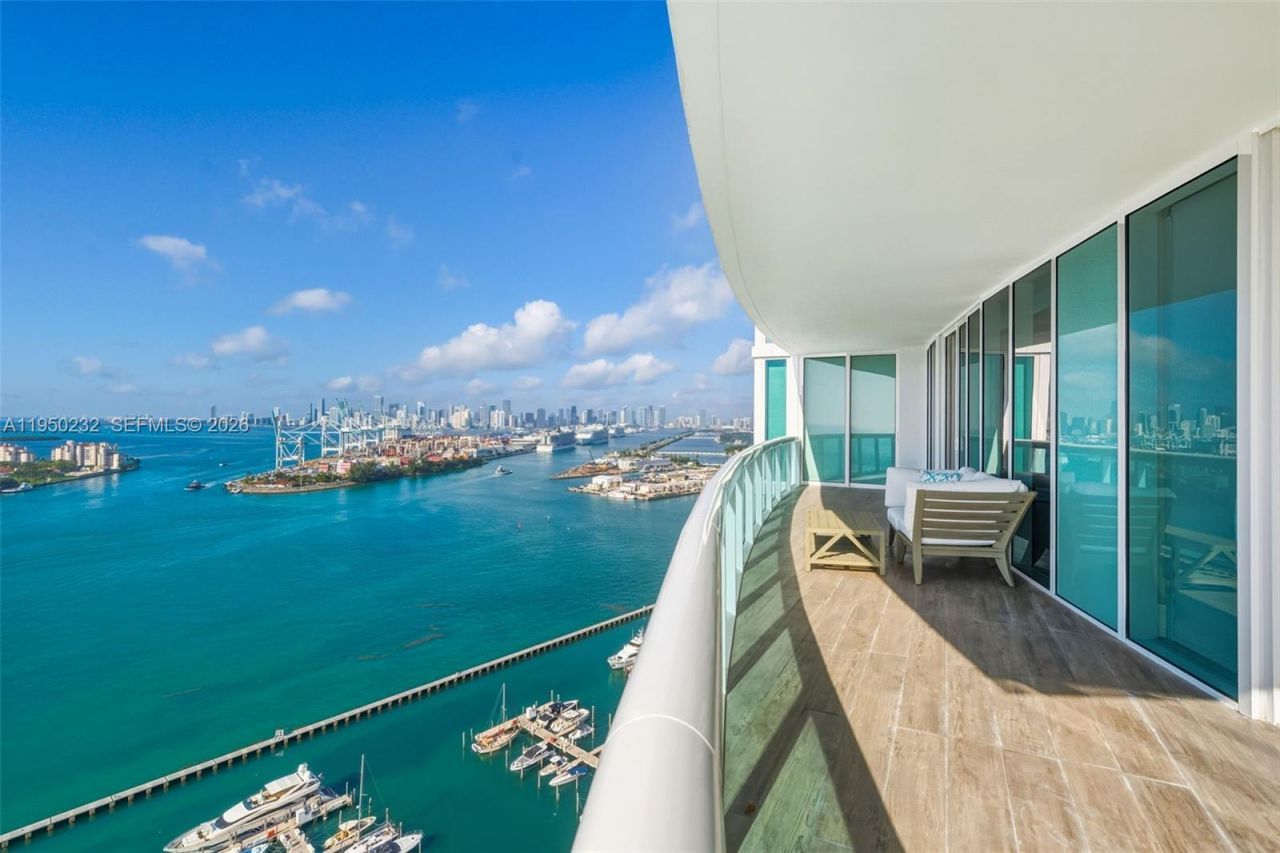 1000 S Pointe Dr, Unit 2802, Miami Beach, FL 33139 Photo