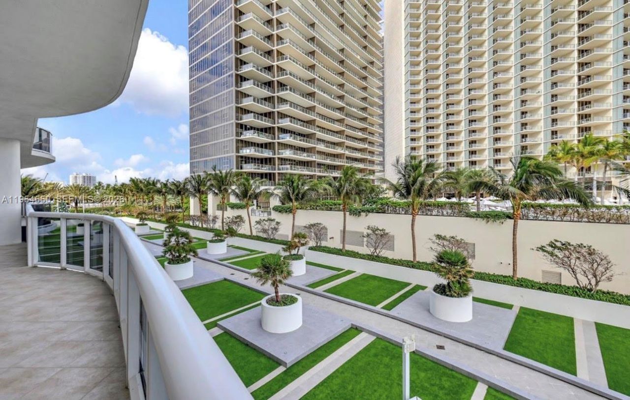 9601 Collins Ave , Unit 403, Bal Harbour, FL 33154 Photo