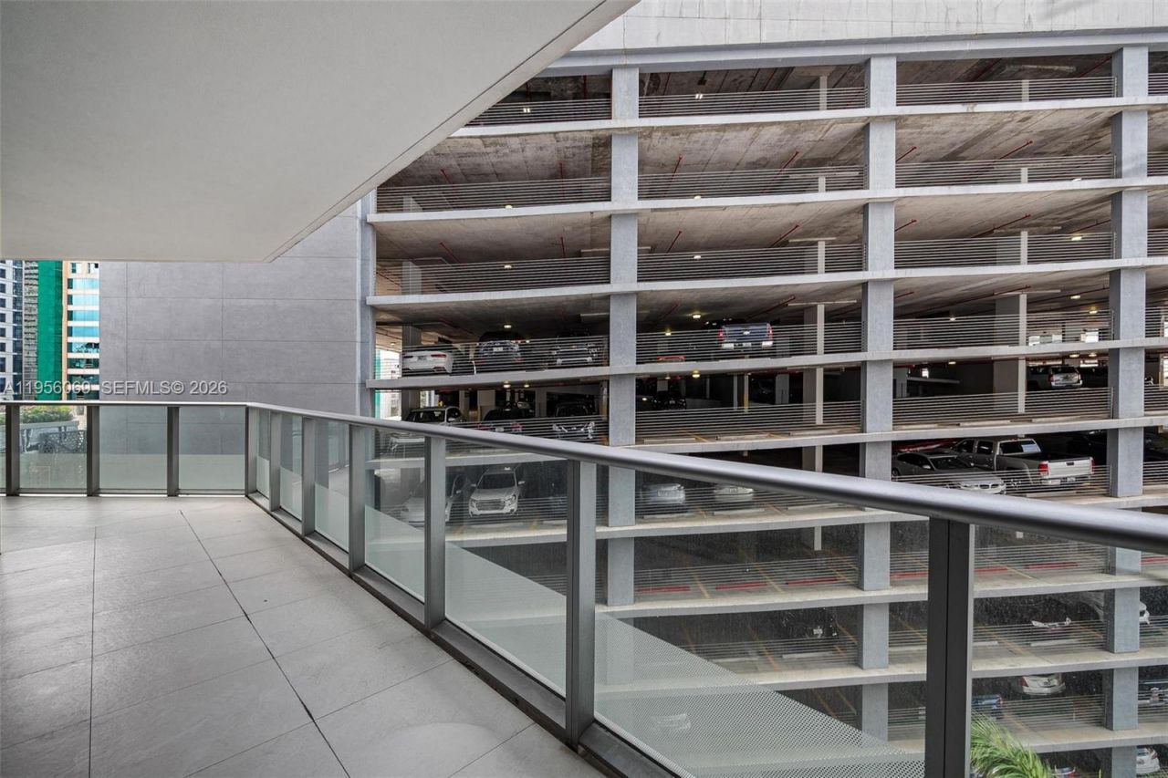 1300 Brickell Bay Dr , Unit 700, Miami, FL 33131 Photo