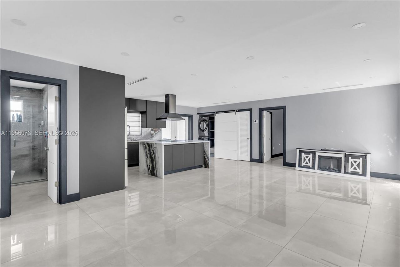 500 SW 64th Pkwy, Pembroke Pines, FL 33023 Photo