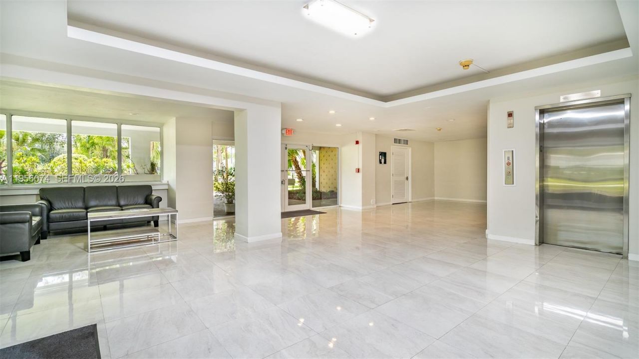555 Crandon Blvd , Unit 71, Key Biscayne, FL 33149 Photo