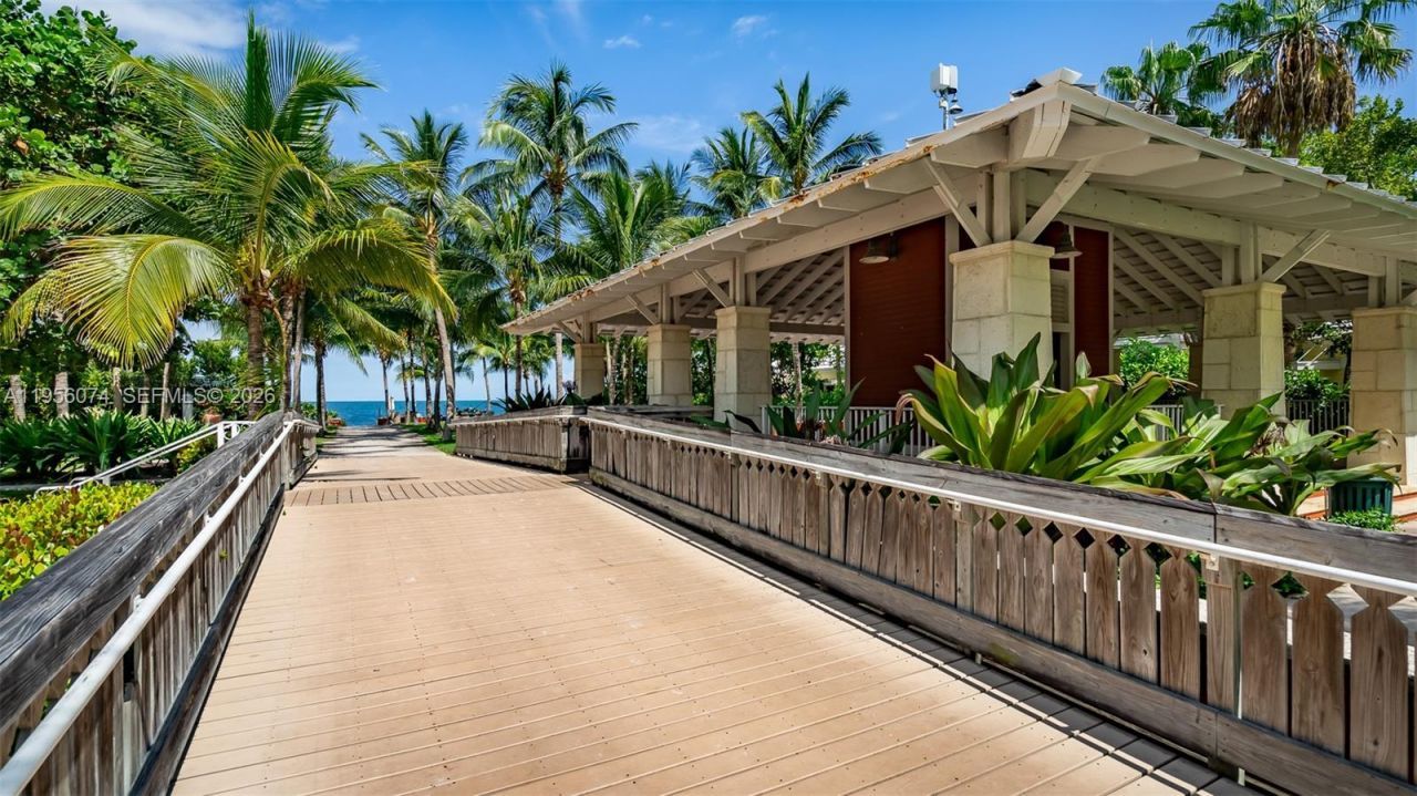 555 Crandon Blvd , Unit 71, Key Biscayne, FL 33149 Photo