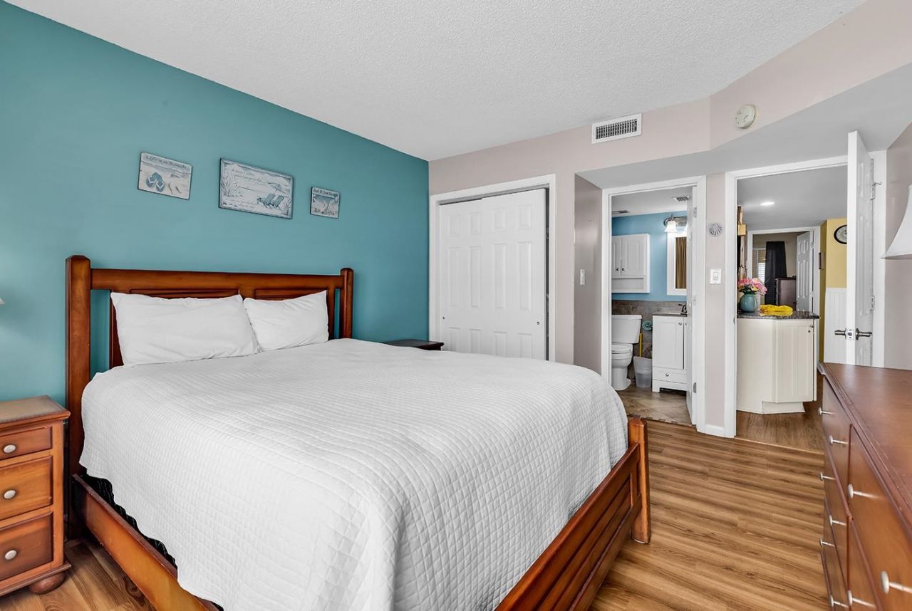 4111 S Ocean Blvd. Photo 20