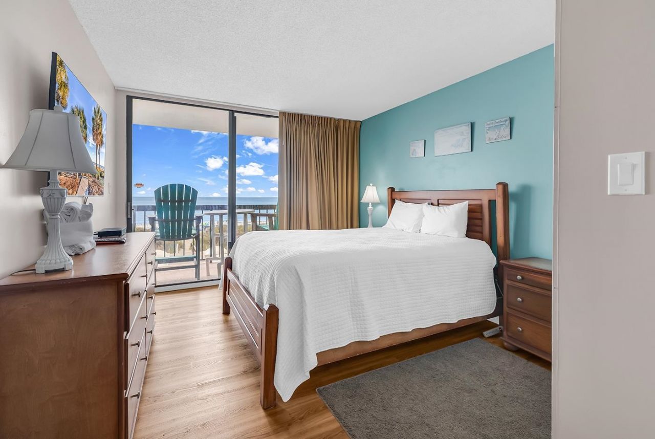 4111 S Ocean Blvd. Photo 5