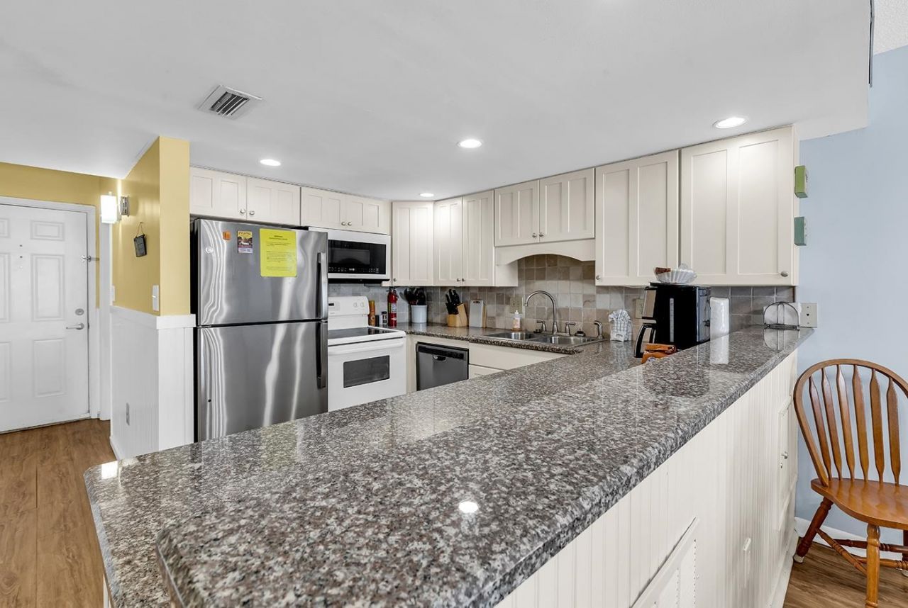 4111 S Ocean Blvd. Photo 9