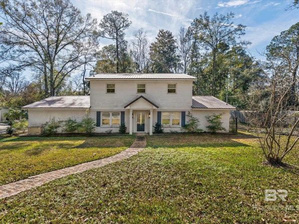 3933 Radnor Avenue, Mobile, AL 36608