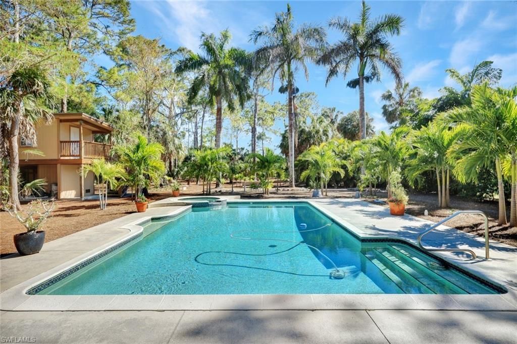 5660 English Oaks Ln, Naples, FL 34119 Photo