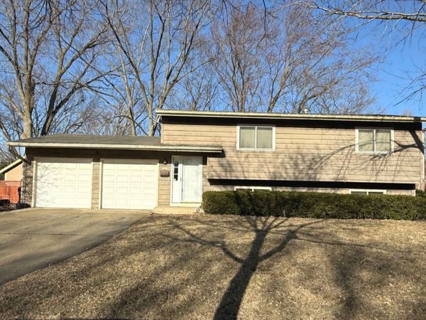 968 COVENTRY Lane, Crystal Lake, IL 60014