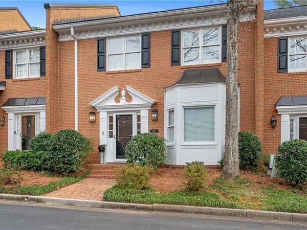 5429 Trentham Drive, Atlanta, GA 30338