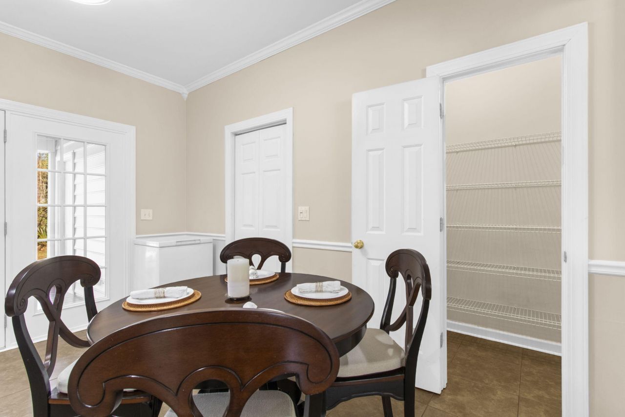 1683 Camfield Lane Photo 14