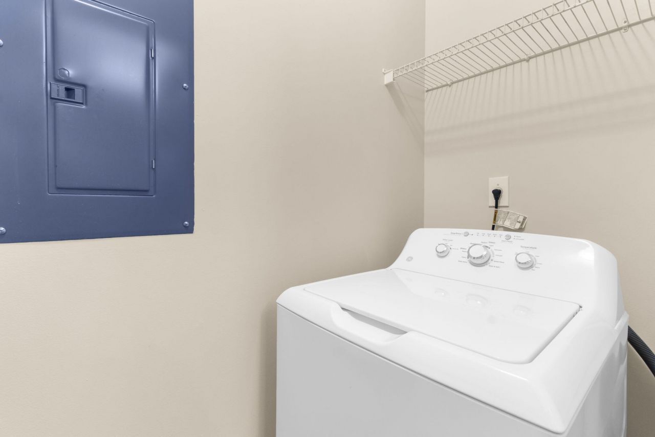 1683 Camfield Lane Photo 17