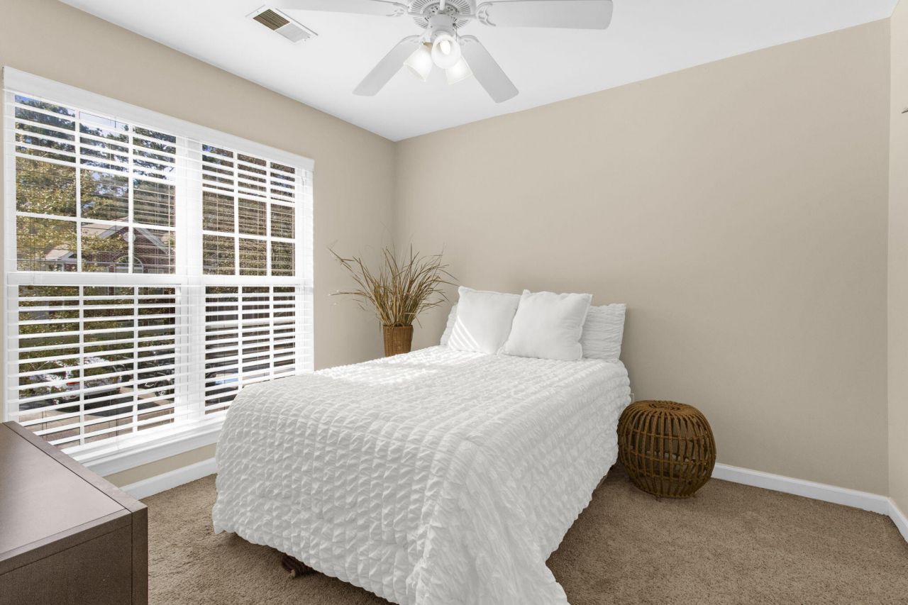 1683 Camfield Lane Photo 30