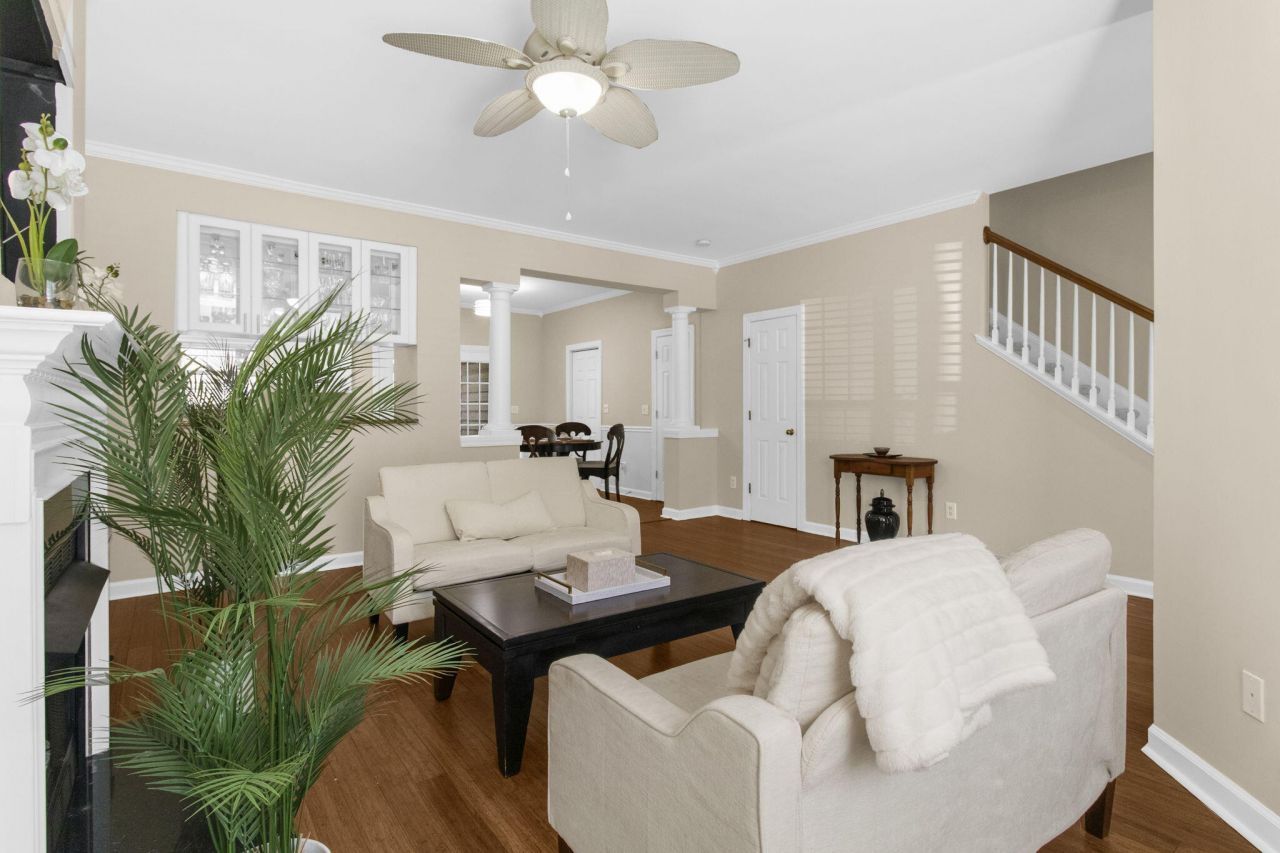 1683 Camfield Lane Photo 8