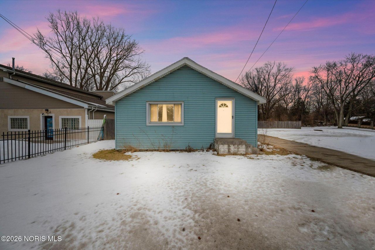 607 S Mccord Road, Holland, OH 43528 Main Photo