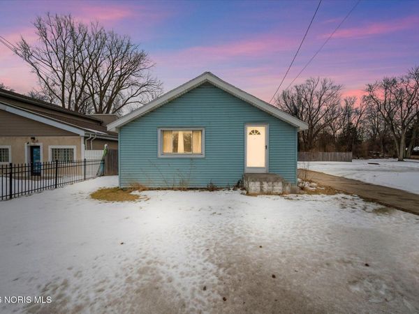 607 S Mccord Road, Holland, OH 43528