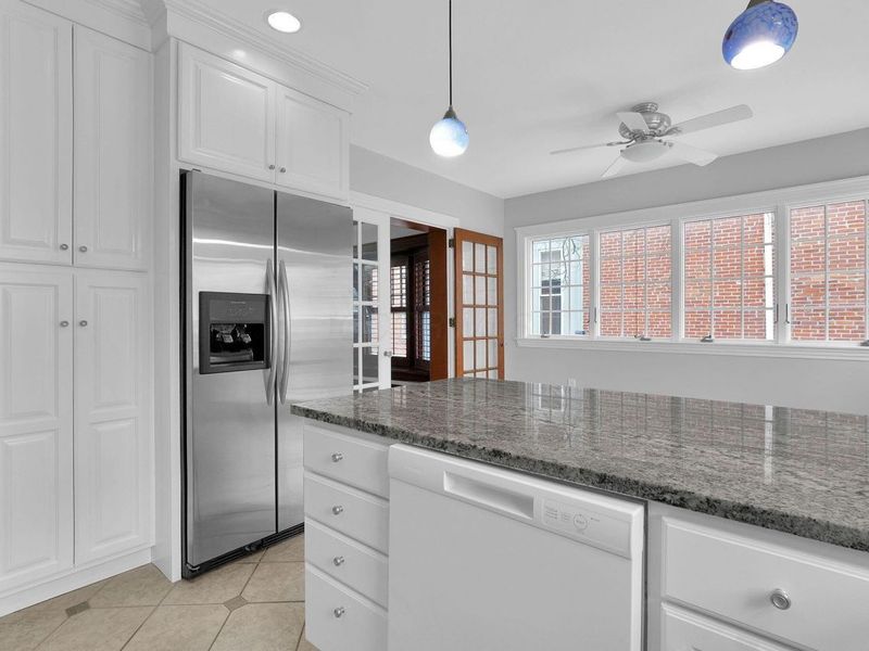 325 W 6th Avenue, Columbus, OH 43201 Photo 12