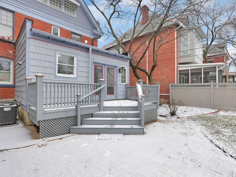 325 W 6th Avenue, Columbus, OH 43201 Photo 32