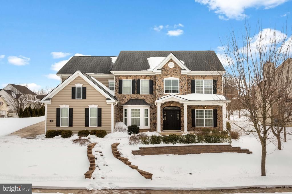 2 CAMELLIA, FEASTERVILLE TREVOSE, PA 19053