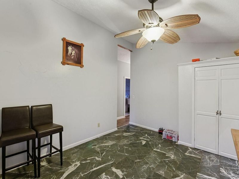 3899 Ridgedale Drive, Cincinnati, OH 45247 Photo 14