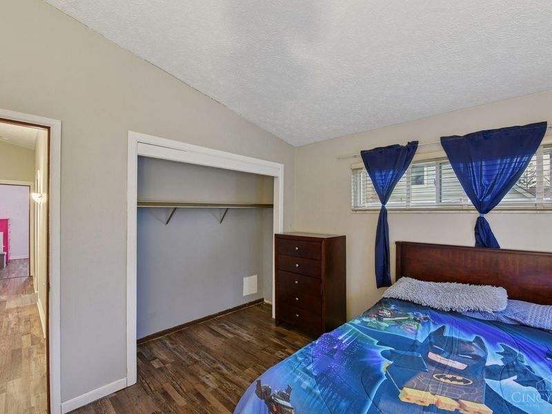 3899 Ridgedale Drive, Cincinnati, OH 45247 Photo 19