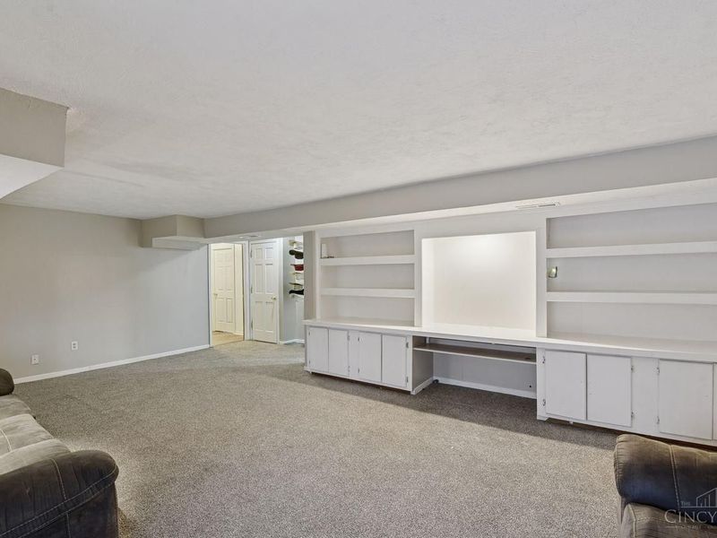 3899 Ridgedale Drive, Cincinnati, OH 45247 Photo 35