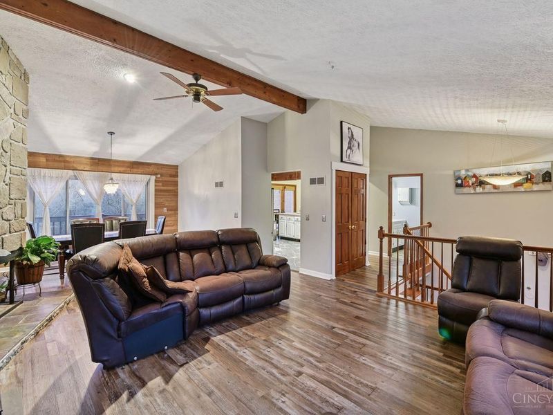 3899 Ridgedale Drive, Cincinnati, OH 45247 Photo 5