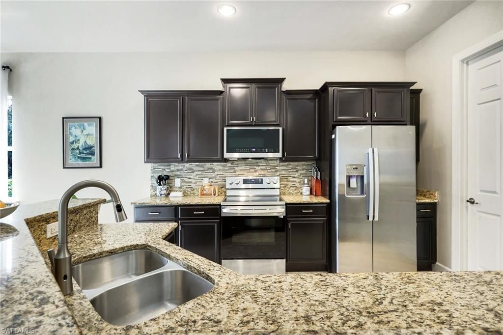 10542 Yorkstone Dr, Bonita Springs, FL 34135 Photo