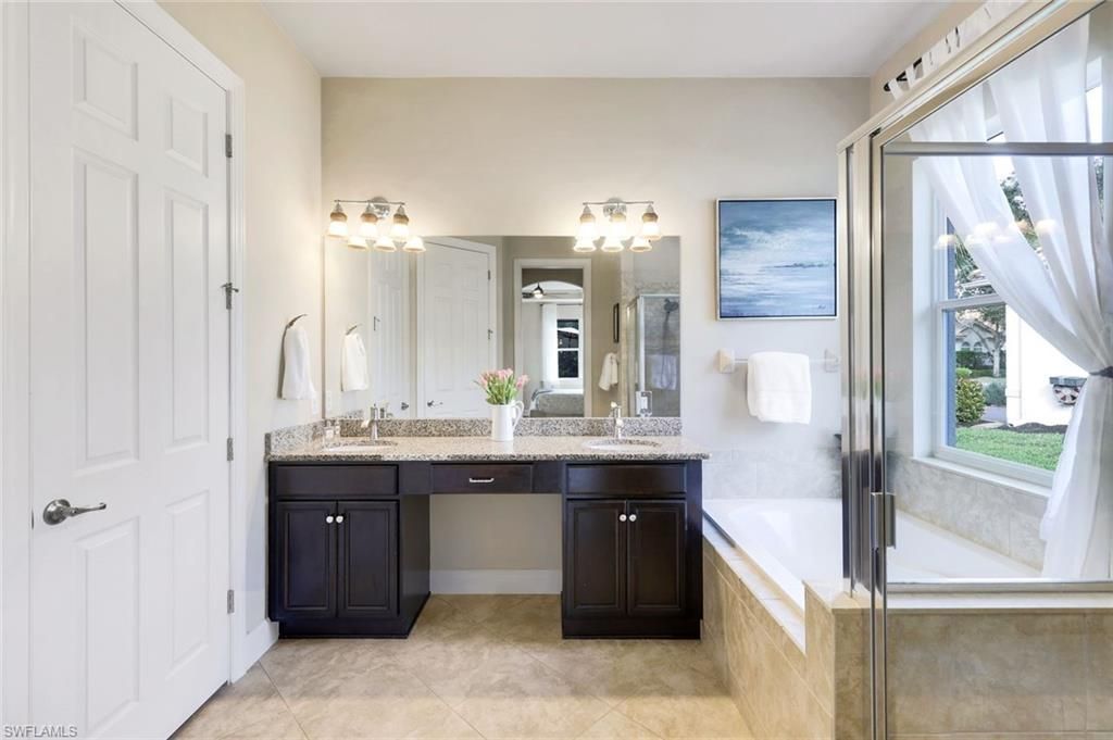 10542 Yorkstone Dr, Bonita Springs, FL 34135 Photo