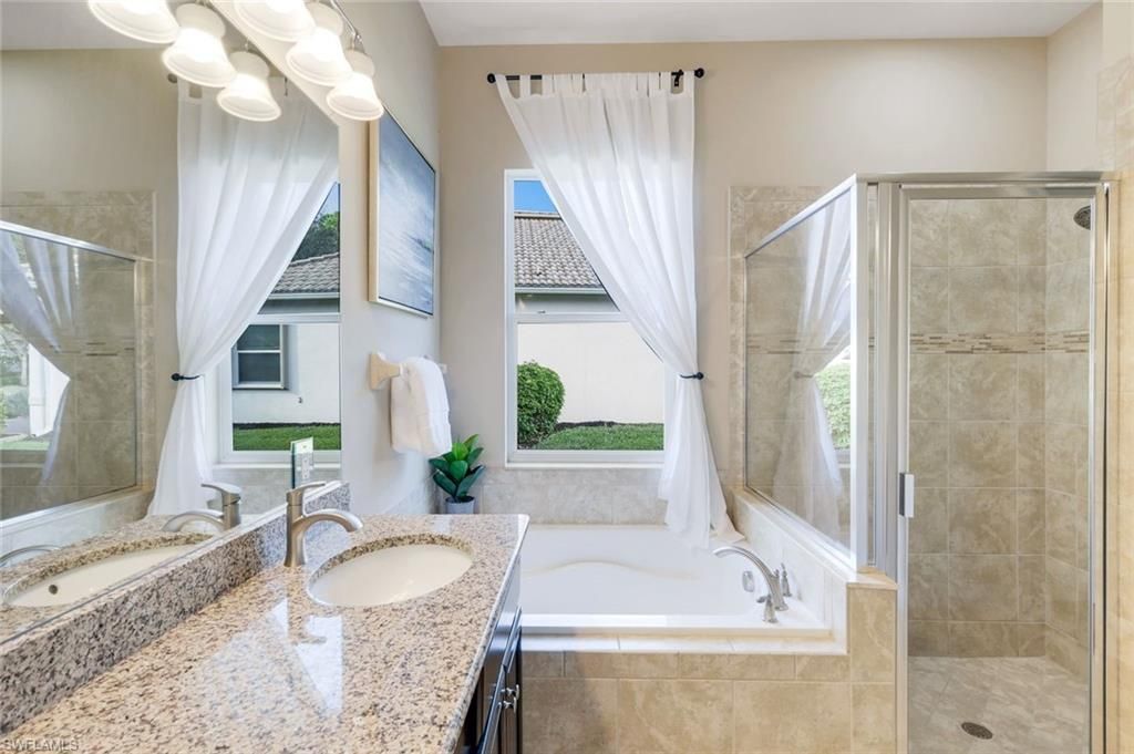 10542 Yorkstone Dr, Bonita Springs, FL 34135 Photo