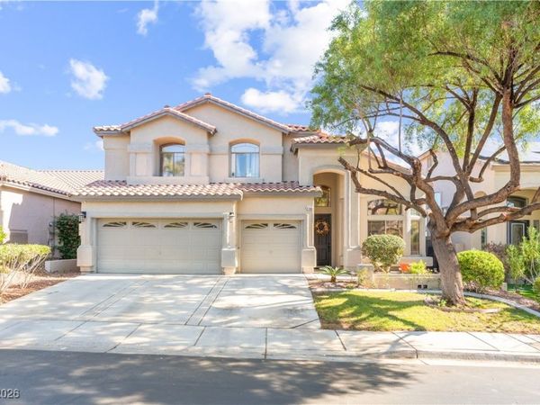 2766 Glen Port Street , Las Vegas, NV 89135