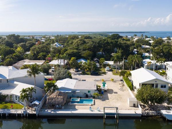 240 S Coconut Palm Boulevard, Tavernier, FL 33070