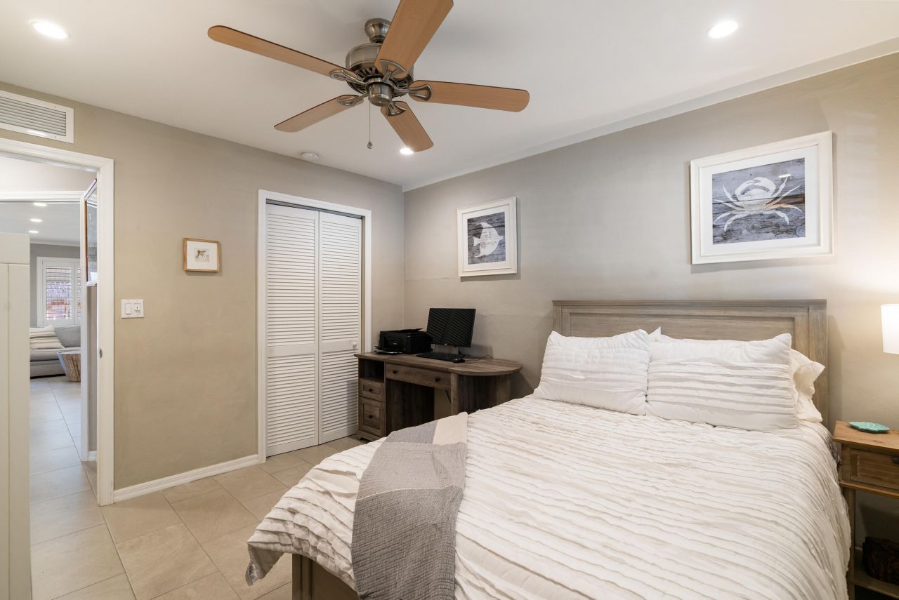 240 S Coconut Palm Boulevard, Tavernier, FL 33070 Photo