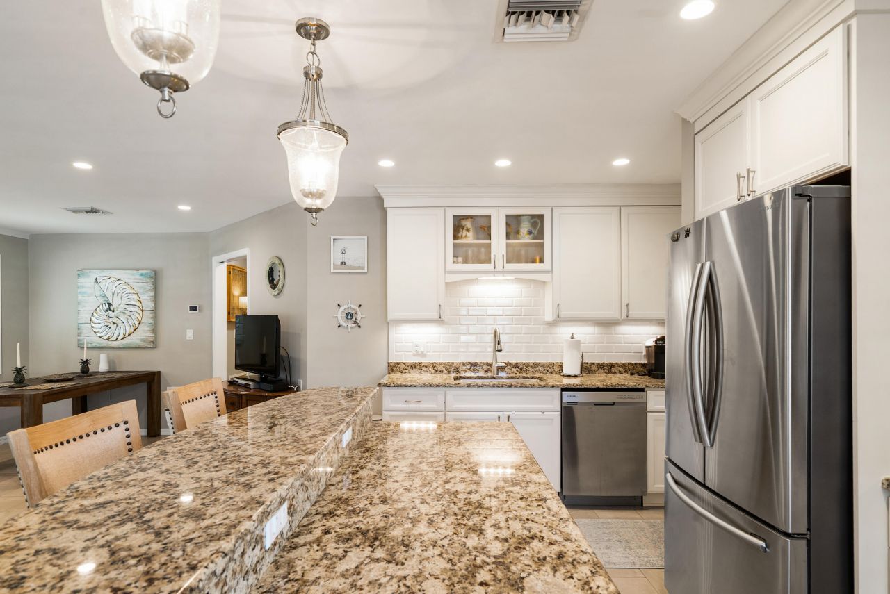 240 S Coconut Palm Boulevard, Tavernier, FL 33070 Photo