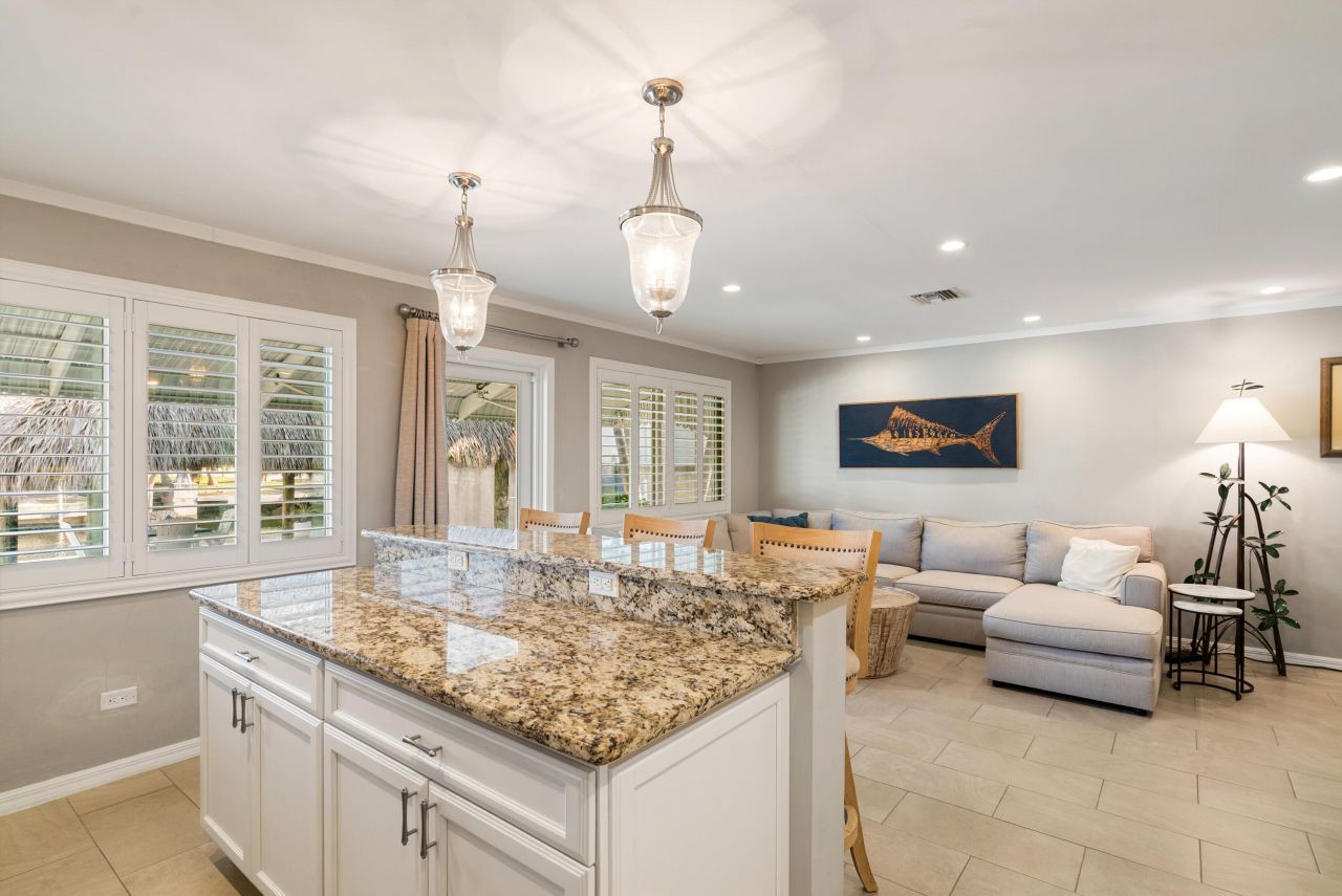 240 S Coconut Palm Boulevard, Tavernier, FL 33070 Photo