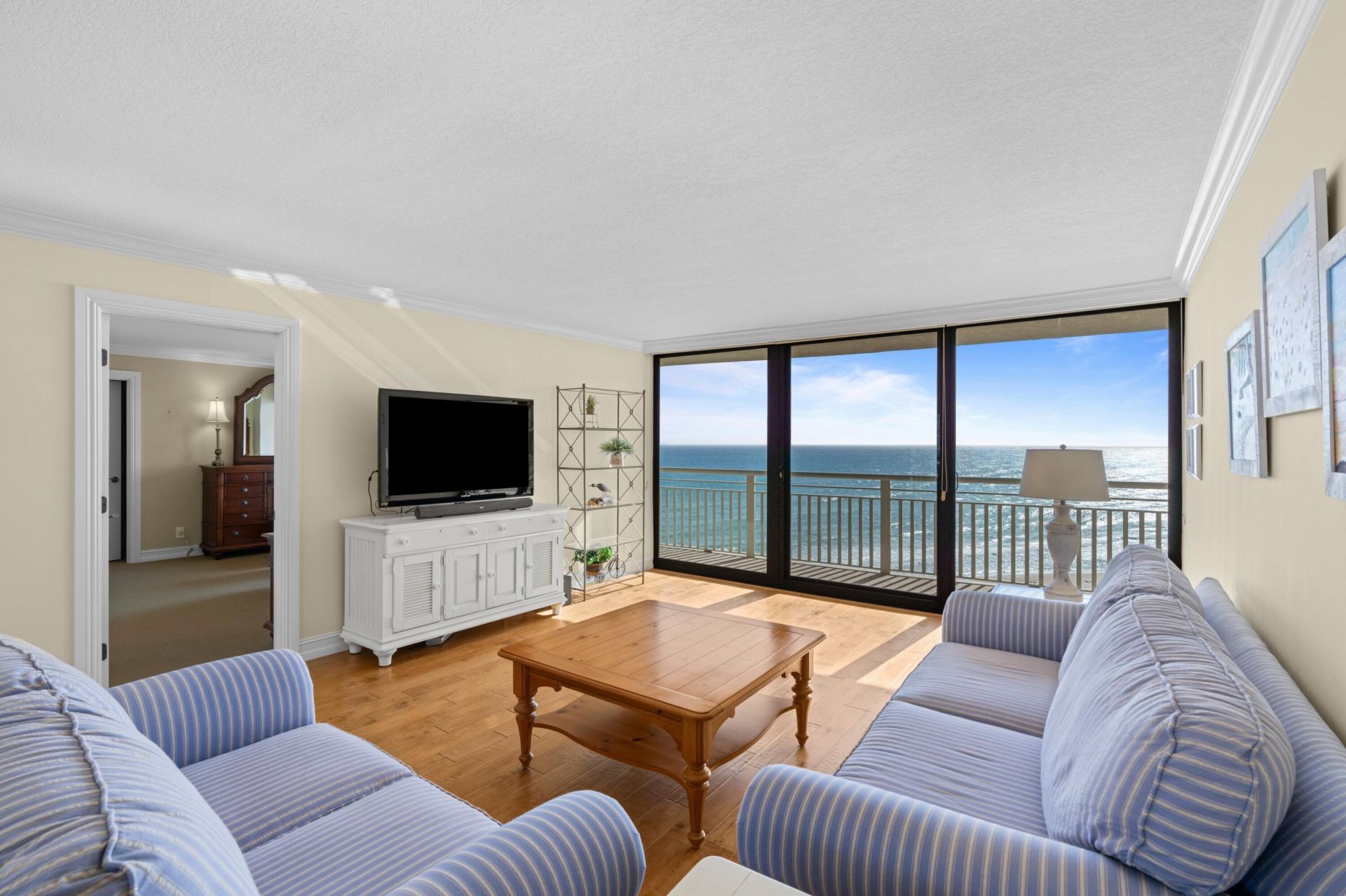 3000 N Ocean Drive, Unit 15-C, Singer Island, FL 33404 Photo