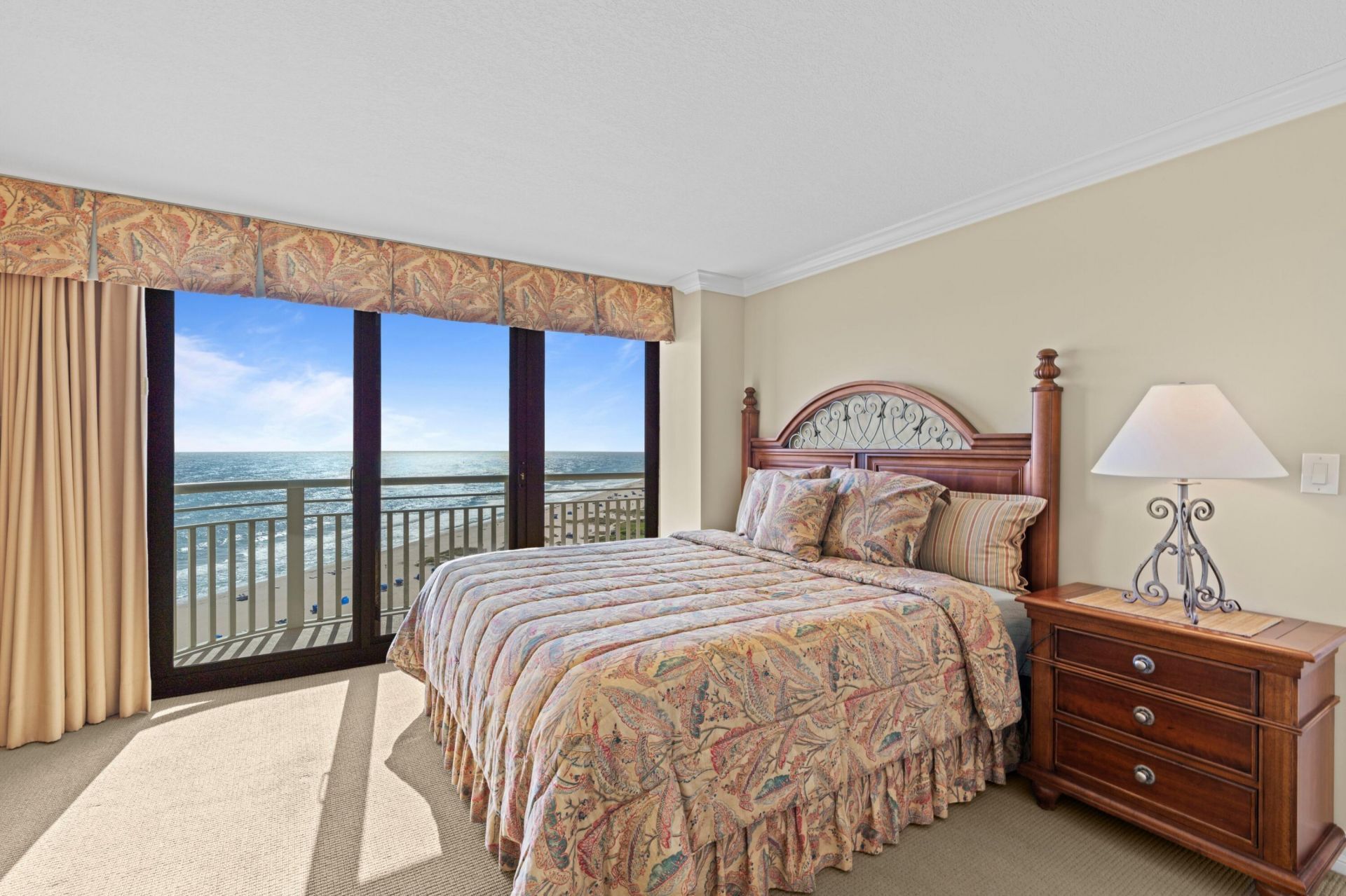 3000 N Ocean Drive, Unit 15-C, Singer Island, FL 33404 Photo