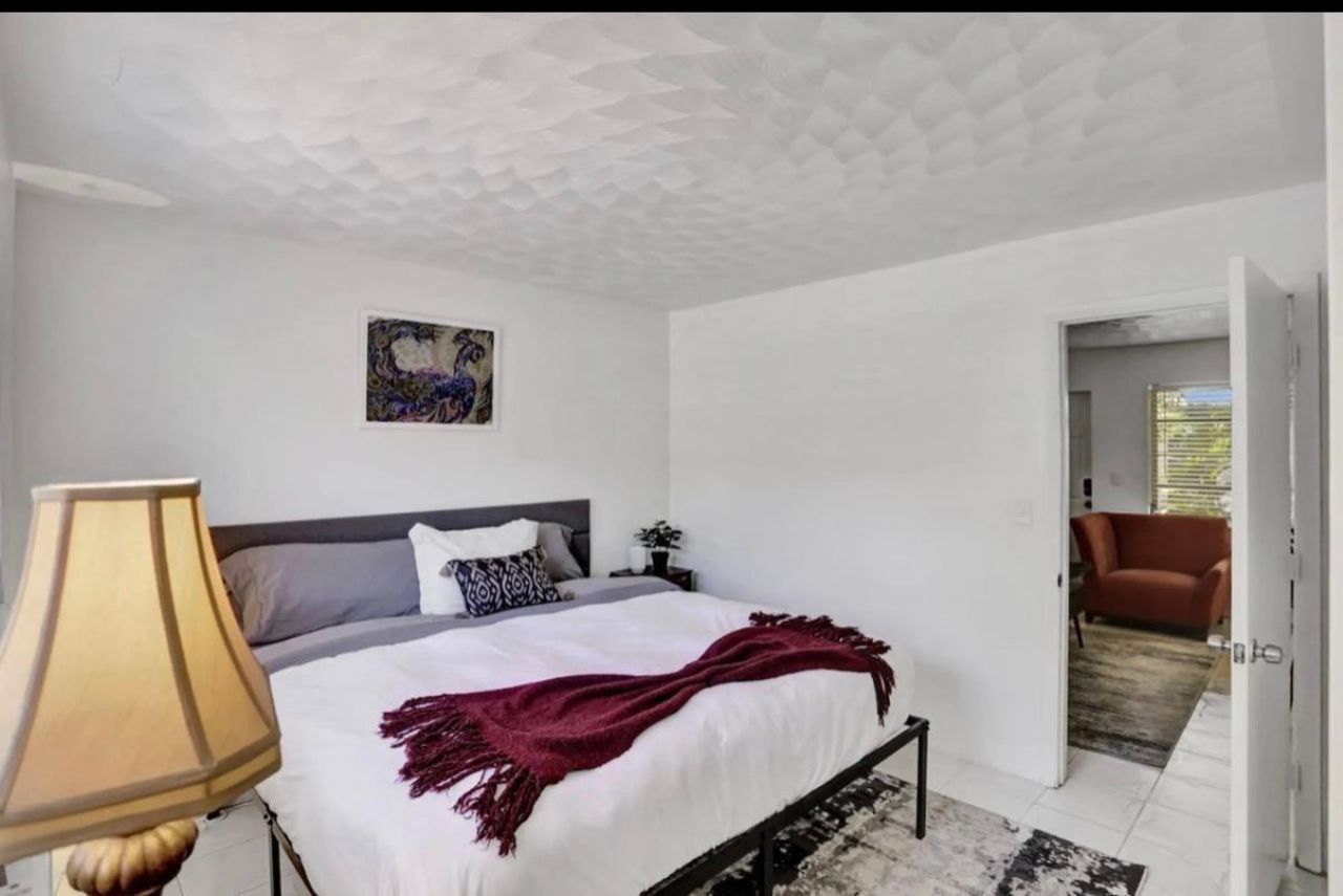 820 NE 16th Avenue, Unit 2, Fort Lauderdale, FL 33304 Photo