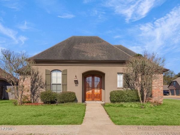 814 Flambant Drive , Broussard, LA 70518