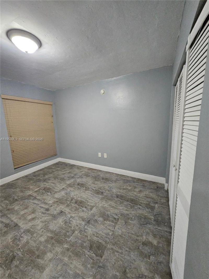 1990 W 56th St , Unit 1205, Hialeah, FL 33012 Photo